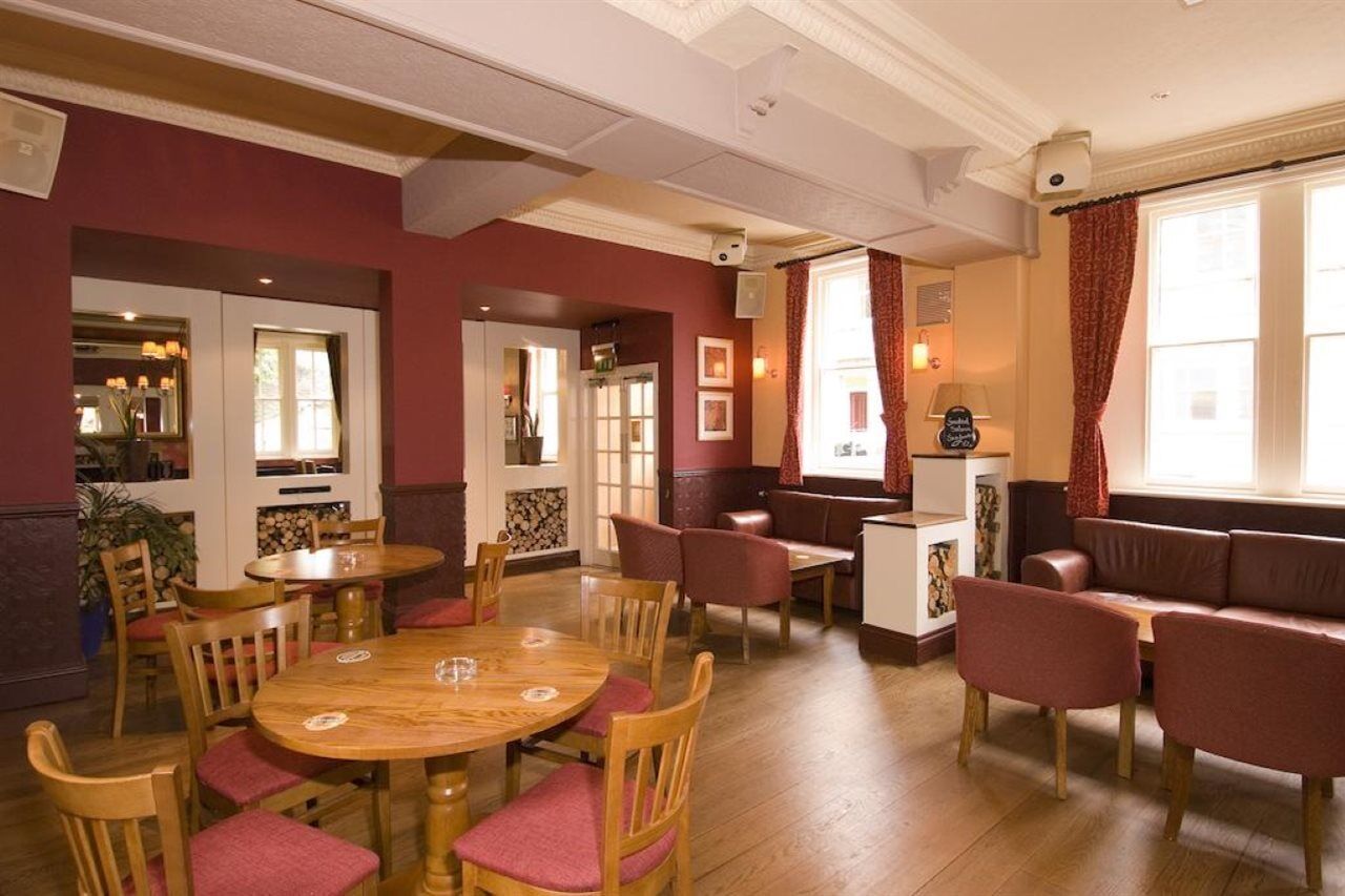 Station Hotel Γκλόστερ Εστιατόριο φωτογραφία